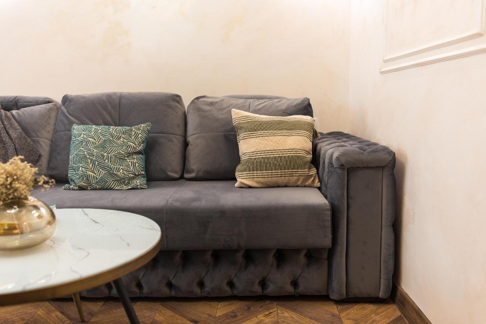 Apartment Royalty With Views On Calea Victoriei Bucharest