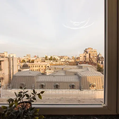 Royalty Apt With City Views On Calea Victoriei Bucharest Exterior photo