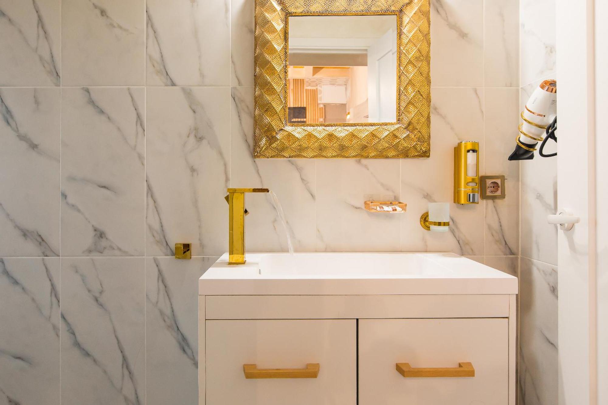 Appartamento Royalty With Views On Calea Victoriei *